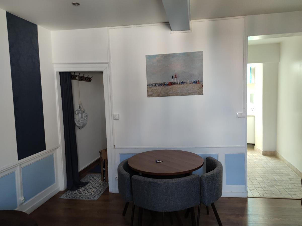 Le Saint Leonard...Il Est Bleu Apartment Honfleur Exterior photo